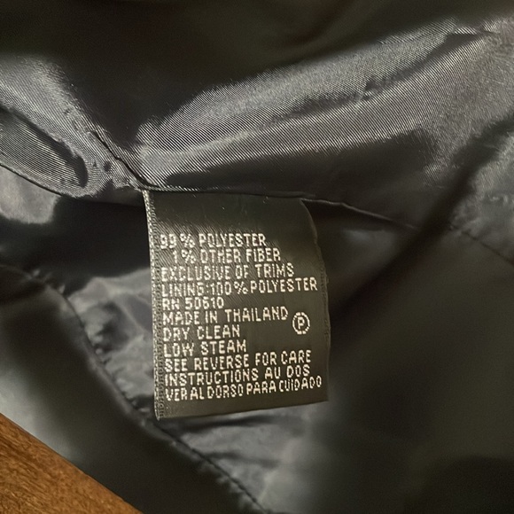 Kasper suit jacket and skirt - Picture 4 of 9